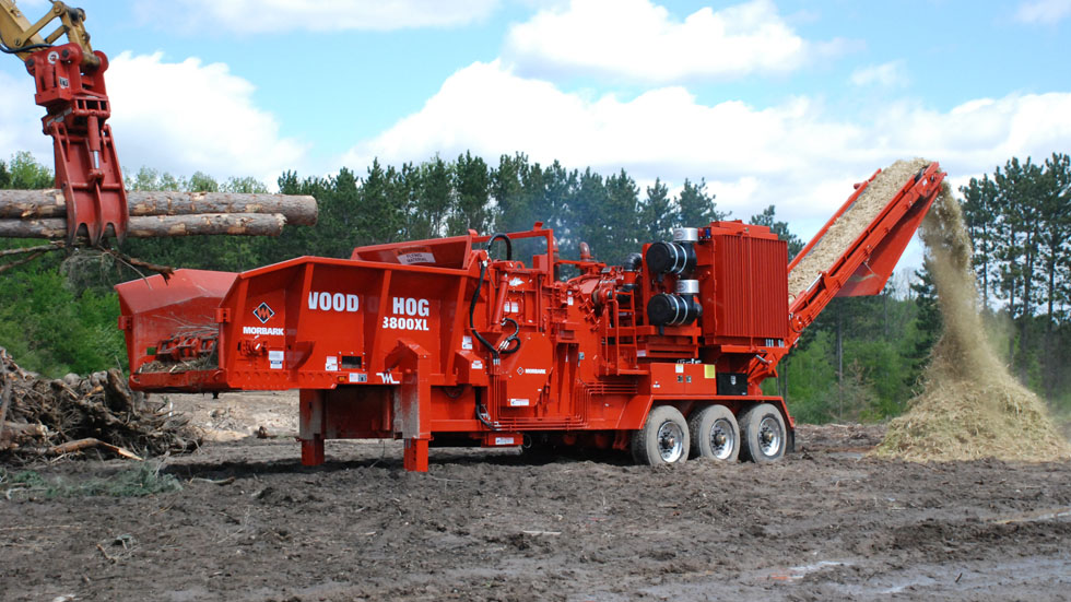 Morbark Horizontal Grinders 3800XL WOOD HOG HORIZONTAL GRINDER Morbark Horizontal Grinders 3800XL WOOD HOG HORIZONTAL GRINDER